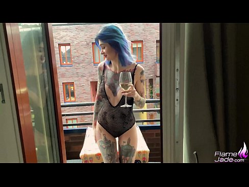 ❤️ Te kotiro tino nui e ngotea ana me te karepe me te whana i raro i te rangi tuwhera ❤ Porno i porn mi.dreamlandpassionfever.ru ️❤